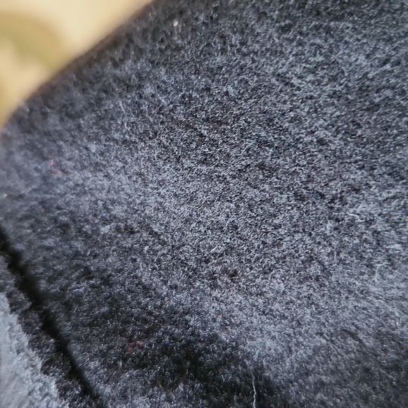 NWT! DKNY fleece hoodie - Picture 7 of 9